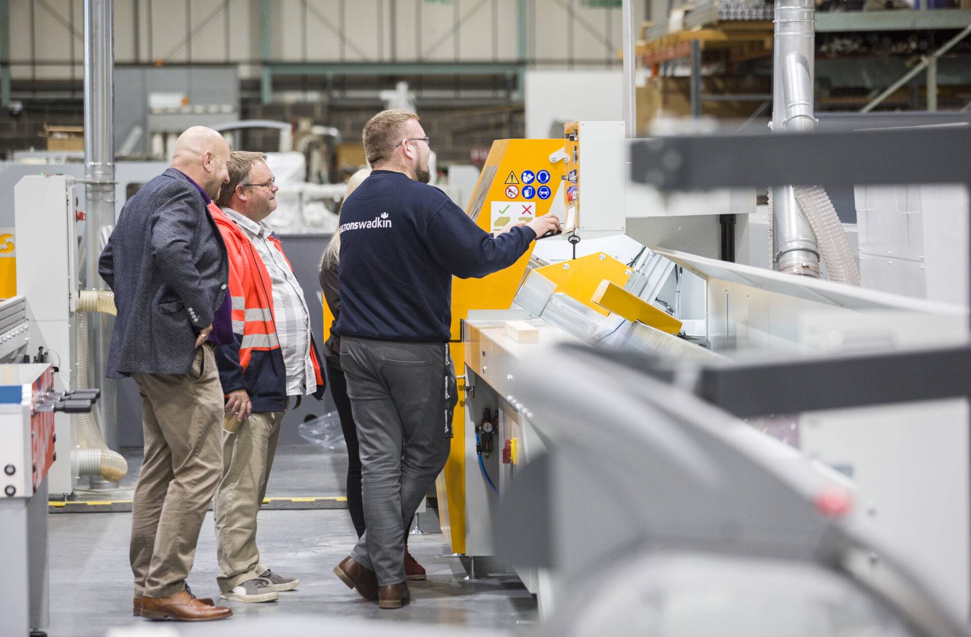 salvador automatic crosscut demonstration at Daltons Wadkin